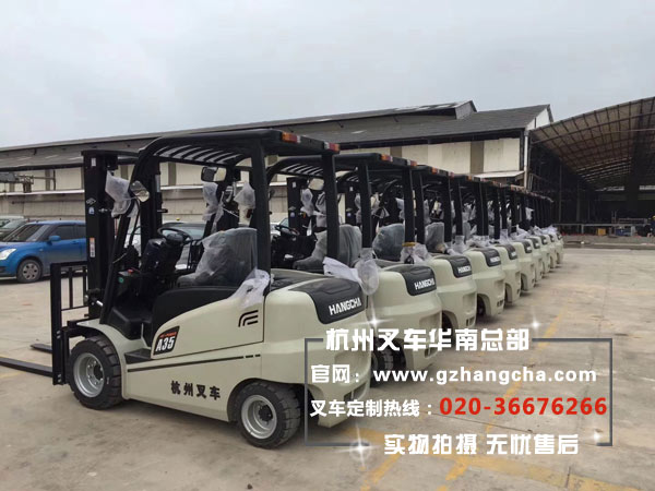 杭州叉車：內(nèi)燃叉車過冬的14條保養(yǎng)經(jīng)驗(yàn)！
